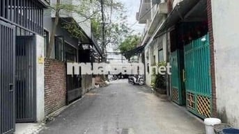 Đất kiệt oto 5m dũng sĩ thanh khê