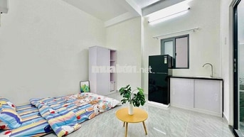 Trọ Có Cửa Sổ Trời Ngay Hàng Xanh Tiện Di Chuyển Sang Q1, GTVT, Hutech