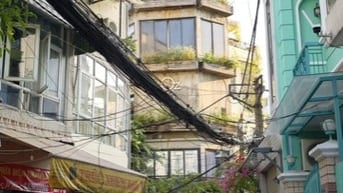 BÁN NHÀ NGAY CHỢ NGUYỄN VĂN TRỖI ĐƯỜNG LÊ VĂN SỸ QUẬN 3