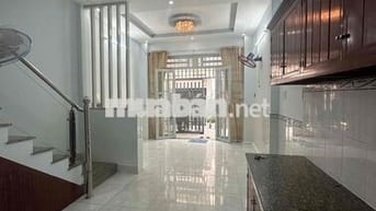 Nhà Mới 2PN Cách Hẻm Xe Hơi Vài Bước Chân, Trần Văn Đang Quận 3