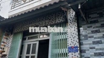 Bán nhà 4x7 gác đổ xuốt 2 vệ sinh