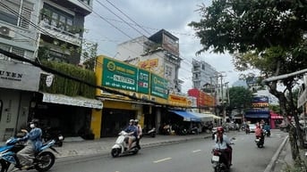 Bán nhà Lâm Văn Bền Q7 DT 10x12m Giá 24.9 tỷ