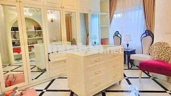 cho thuê chdv kết hợp Văn phòng 80 m 6 tầng 11 phòng thang máy ô tô đo