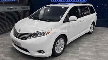 Toyota Sienna LIMITED Model 2015 - 59000 km