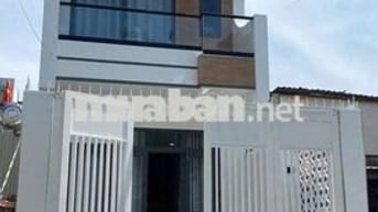 NHÀ 1T1L SÂN ĐẬU OTO NGAY CHỢ HIỆP BÌNH. SẴN NỘI THẤT