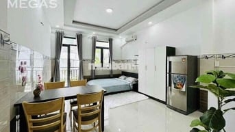 CHDV SỊN XÒ BAN CÔNG LỚN, SẴN NỘI THẤT VIEW ĐẸP TIỆN QUA ĐẦM SEN