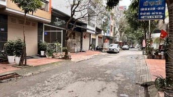Siêu Hiếm, Bán Nhà Kiến Hưng DT 50m x MT 4m - PHÂN LÔ VỈA HÈ-OTO TRÁNH