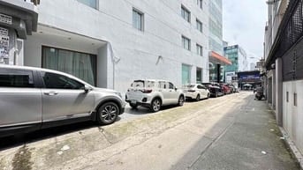 cần cho thuê nhà hxt ngay ngã tư hàng xanh đường xô viết nghệ tĩnh