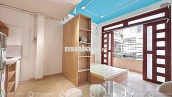 cho thuê phòng ban công ngay sát đh y dược