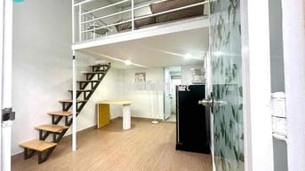 CHO THUÊ DUPLEX GÁC CAO CỬA SỔ THOÁNG GẦN VĂN LANG - GTVT -HUTECH