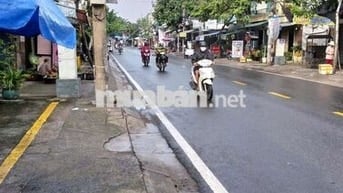 Nhà mặt tiền Phạm Thế Hiển Bên lẻ tiện xây mới hoặc sơn sửa là ở được