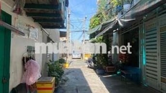 BÁN NHÀ 1/ GẦN LÊ VĂN QUỚI BÌNH TÂN NGANG LỚN 11x8m HXH 5M THÔNG 3PN