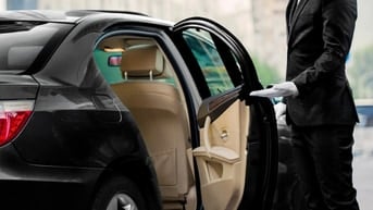 CẦN TUYỂN GẤP 01 NAM LÁI XE CHO GIÁM ĐỐC ĐIỀU HÀNH