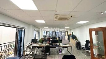 Cho thuê văn phòng 80m2 giá 13tr/th tại Hoàng Văn Thái nhà mới 100%