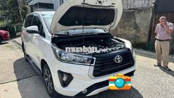 Toyota Innova 2022 E 2.0 MT - 88000 km