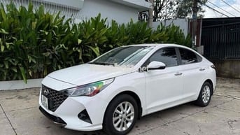 Hyundai Accent 2022 .Số sàn bản đủ . máy số zin