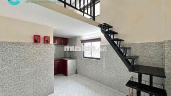 CHO THUÊ PHÒNG NGAY NGÃ TƯ GA GẨN ĐẠI HỌC NGUYỄN TẤT THÀNH
