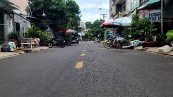 NHÀ 4 X 15M - XÂY 3 TẦNG CƯ XÁ PHÚ LÂM D - PHƯỜNG 10 - Q6.