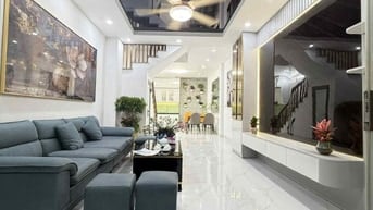 CÁCH OTO TRÁNH 10M - PHỐ VIP QUỐC TỬ GIÁM - ĐỐNG ĐA - FULL NỘI THẤT