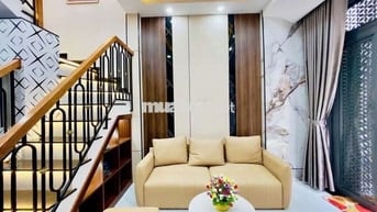 Nhỉnh 3 tỷ nhà mới full nội thất gần emart phan huy ích gò vấp ở ngay