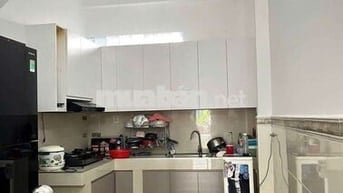 Cho thuê nhà Full nội thất, máy lạnh, Thạnh Xuân 47 gần cầu Phú Long.