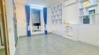 Bán nhà tập thể mặt phố Lương đình Của sổ đỏ 35/75m - Căn hộ đẹp long