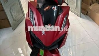Xe Vario 160 ABS màu đỏ, Nhà sử dụng, đi ít
