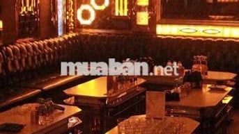 Bán nhà mặt Đường Nguyễn Khang. Oto đỗ cửa Dt: 84m x Mt: 5m, Cầu giấy