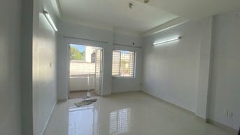 Cần cho thuê phòng, hẻm đối diện Đại học Bách khoa.
