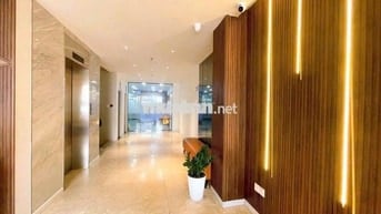 Cho thuê VP 65m2 MT Nguyễn Hữu Cầu có sẵn 10 bộ bàn ghế vào làm ngay