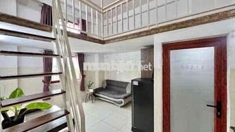 Phòng Gác Cao Full Nội Thất Cửa Sổ Trời Giá Rẻ Gần Lotte Quận 7