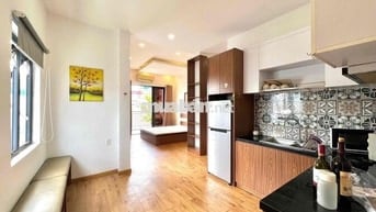 Cho Thê Căn Hộ Bancol Máy Giặt Riêng Luxury Rộng 40m2 Ngay Chợ Bàn Cờ