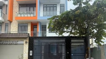 CHO THUÊ NHÀ 3 TẦNG MỚI XÂY 100% - GẦN CAO ĐẲNG CÔNG THƯƠNG. QUẬN 9