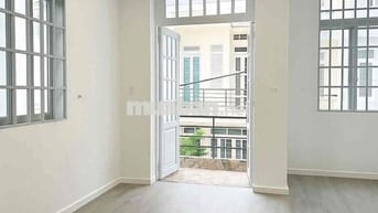 phòng đẹp , ban công rộng thoáng gần Lotte Mart Gò Vấp