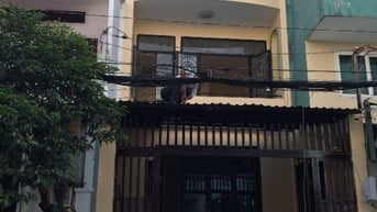 Nhà cho thuê nguyên căn 20tr/ tháng, 4.3x 16m, hẻm xe hơi 7m
