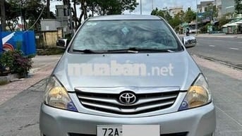 Toyota Innova 2009 G - 140000 km