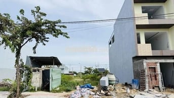 Bán Nam Hoà Xuân 110m2 giá chỉ 4.75 tỷ
