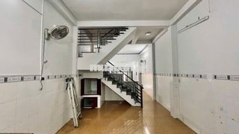 BÁN GẤP NHÀ 3 TẦNG, 62M² MỚI TINH ĐƯỜNG BÌNH TRỊ ĐÔNG - 6.3 TỶ!