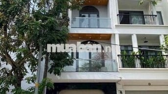 nhà đường 32 khu Ao Sen-Tên Lửa gần Aeon thang máy đẹp