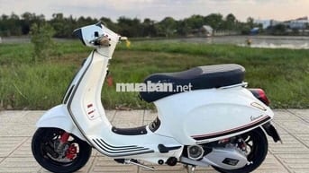 BÁN XE Vespa Sprint 2019 Kiểng bản Carbon