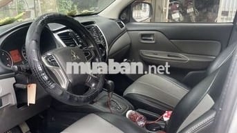 Mitsubishi Triton 2017 4x2 AT - 300000 km