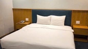 10 PHÒNG KHÁCH SẠN MỚI GẦN TRƯỜNG DH VĂN LANG GẦN TRUNG TÂM SẦM UẤT