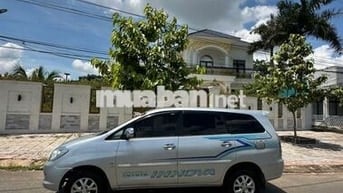 Toyota Innova 2006 G - 010142 km