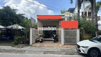 Nền cạnh góc đường Nhật Tảo - Nguyễn Trãi