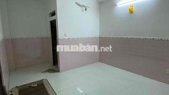 Cho thuê phòng/nguyên căn, 18-25m^2, kế GO Dĩ An, KTX Khu B