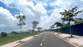 Bán lô mặt tiền 512 Nguyễn Văn Tạo 236m2 giá Đầu Tư