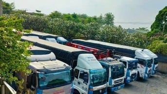  CÔNG TY TNHH VẬN TẢI MIỀN NAM TUYỂN GẤP – TÀI XẾ & PHỤ XE BỐC XẾP