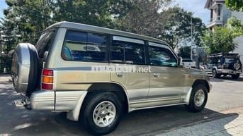 Mitsubishi Pajero 20*** km