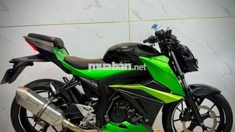 Suzuki Gsx150s up body kiss