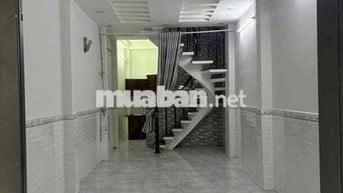 cho thuê nhà nguyên căn Âu Dương Lân nhà cách hẻm 100m hxh
